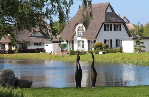 Bodstedt House | Vacation home Schilfrohrsänger 21-Teichperle- - Holiday home Schilfrohrsänger 21 -