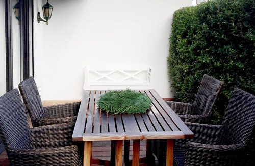 Heringsdorf House | Vacation home Sonnenglück on the Baltic Sea, tiled stove & tranquillity, several sun terraces