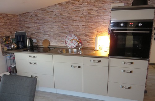 Brookmerland House | Vacation home Torfmuttje near Norddeich with dog