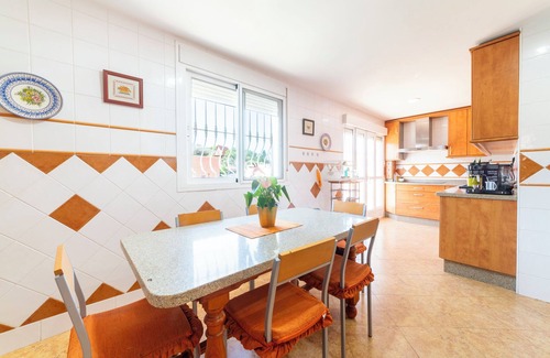 Pechina House | Vacation Home "Villa Mansa" with Mountain View, Private Pool & Wi-Fi