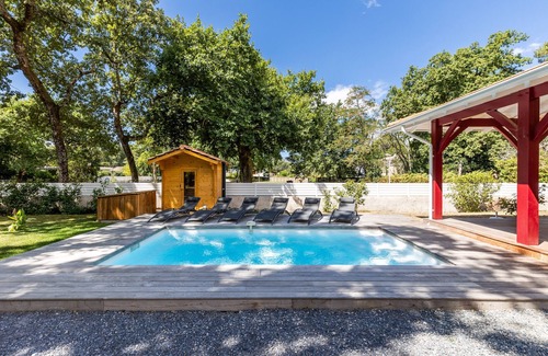 Taussat House | Vacation Home "Villa Tilé Lanton" with Private Pool, Garden & Sauna
