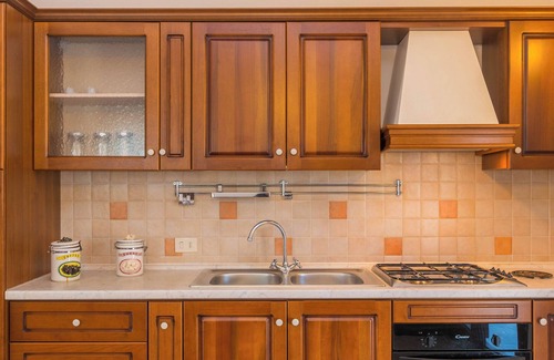 Schifoni House | Vacation Home "Villetta Con Patio Esterno" with 2 Private Terraces & A/C