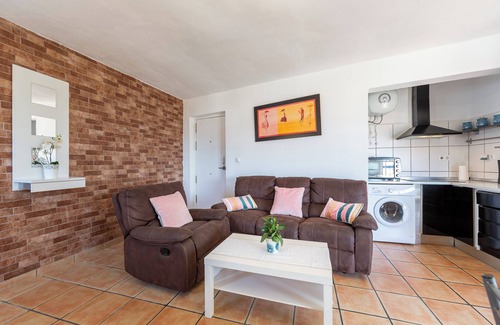 Almeria House | Vacation Home 'Vista al Mar Ainara' with Sea View, Shared Pool & Wi-Fi