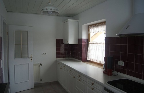 Gmain Apartment | Vacation home with 4 bedrooms and garden in a wonderful location, 130 sqm