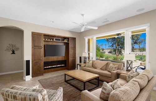 La Quinta House | Vacation home with all of the amenities.