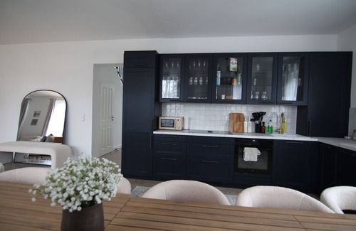 Mahlsdorf House | Vacation home with pool, garden and gym in Berlin