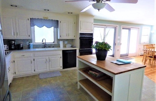 Dennis House | Vacation home with pool without travel hassle on the CAPE!