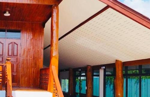 Long House | Vacation House in Long