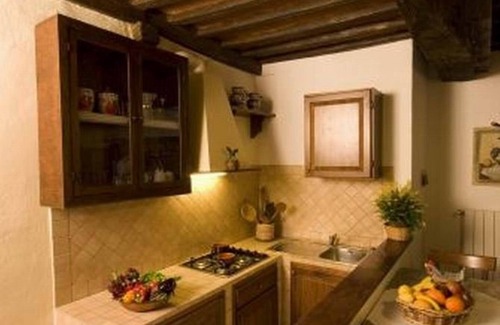 Colle di Val d'Elsa Apartment | Vacation in a former monastery from the 14th century - Apartment Torre