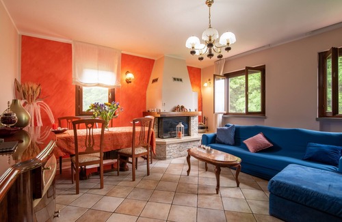 Terranuova Bracciolini House | Vacation Home "Le Gattaie Bellavista" with Private Pool, Private Garden & Wi-Fi