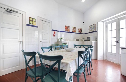 Sao Martinho do Porto House | Vacation Home "São Martinho All The Best" with Sea View, Shared Pool & Wi-Fi