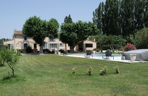 Cavaillon Villa | Vacation rental house with pool CAVAILLON LS2-376