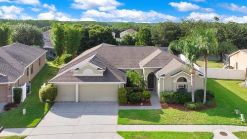Legacy Park Villa | Vacation Villa with Private Pool in Davenport, Florida