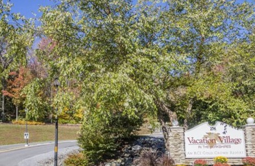 Williamstown Resort | Vacation Village in the Berkshires - 1 Bedroom