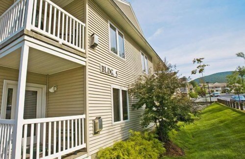 Hancock Resort | Vacation Village In The Berkshires 5 Star Resort - Suite B