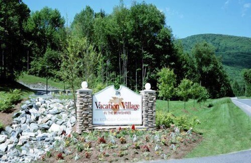 Hancock Resort | Vacation Village in the Berkshires 5 Star Resort - Suite A