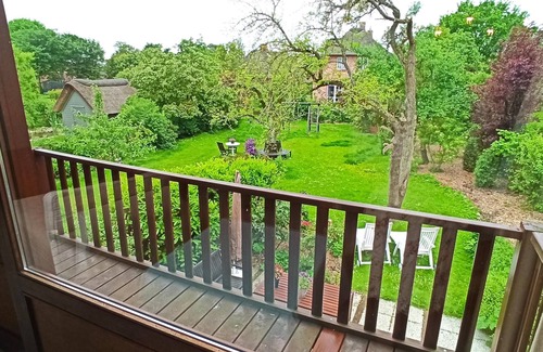 Oldsum Apartment | Vacations in the artists' village of Oldsum