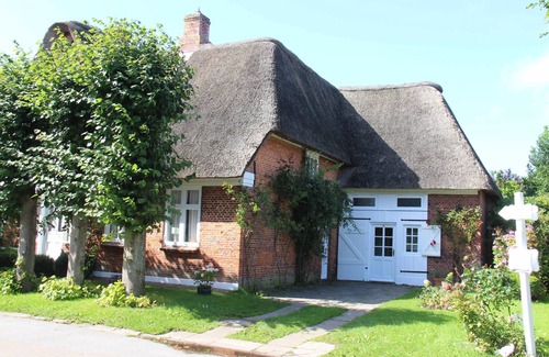 Oldsum Apartment | Vacations in the artists' village of Oldsum