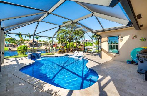 Tropic Palms House | VacationSunwind Delray home! Water Front Pool Dock near Beach