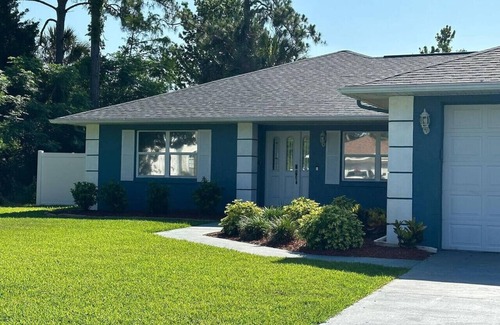 Palm Coast House | VacayTime/kingbdHotTub/nearbeach