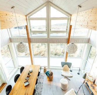 Flakstad House | Vaeranes- Ny hytte med flott utsikt
