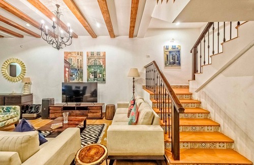 Assagao Villa | Vagator 4 Bed Lavish Private Pool Villa in Assagao