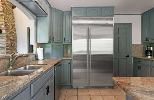 Vail House | Vail Butler | Spacious East Vail Getaway - Hot Tub, close to ski Vail, hike, bike