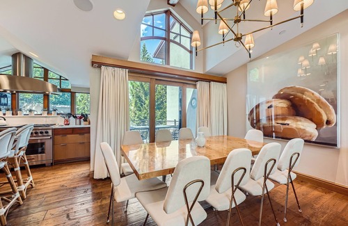 Vail House | Vail Row-House 303 Gore Creek Dr #7, Vail Village - Next to Bridge St & Gorsuch. Ski-in/Ski-out.