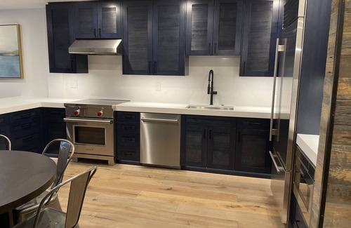 Vail Condo | Vail village Gem: Heated Ski locker by Gondola #1 with AC.