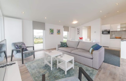 Wemeldinge House | Vakantiehuis Ruisweg 38 by Interhome
