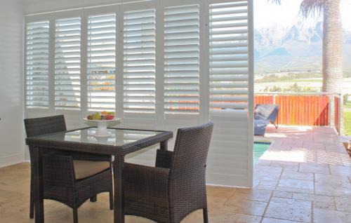 Drakenstein House | Val Du Charron Wine & Leisure Estate