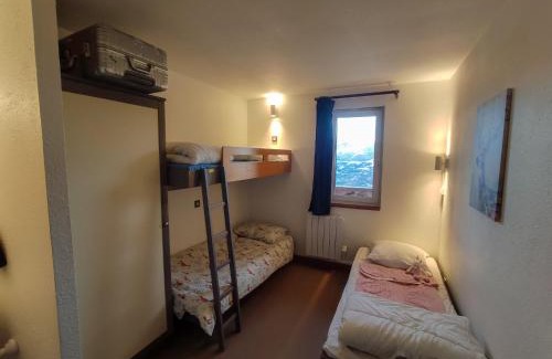 Genos Apartment | Val Louron Pied des pistes apartment 34 m² 5 pers