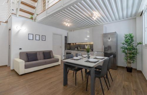 Prato Apartment | Valentini Luxury Loft-18 by train to Florence-PARKING FREE