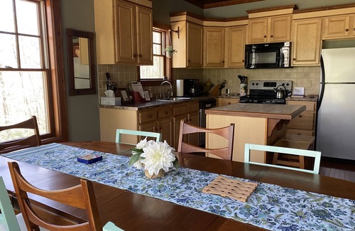 Valle Crucis Cabin | Valle Crucis area near Banner Elk & Boone. Private with Hot Tub! See Our Reviews