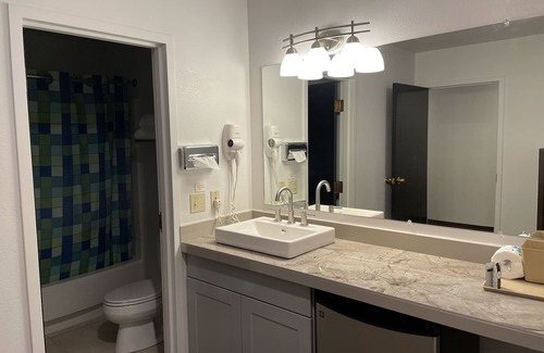 Winter Park Hotel | Valley Hi Motel - Near Winter Park Visitor Center