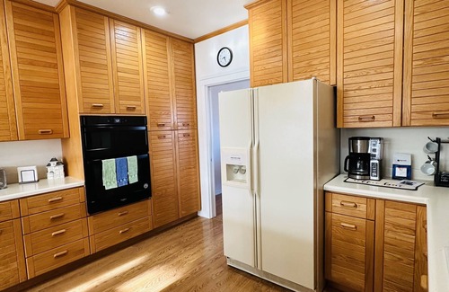 Corvallis House | Valley Hill Retreat, Sleeps 14.