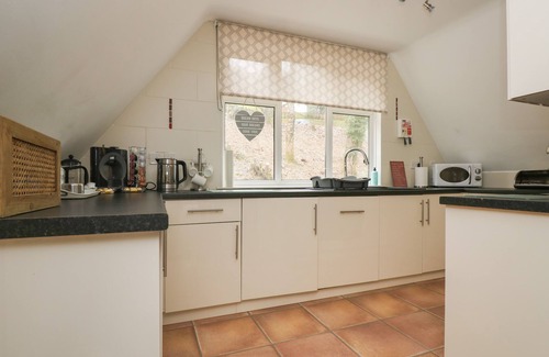 St. Ann's Chapel Cottage | VALLEY LODGE 48, pet friendly, country holiday cottage in Callington