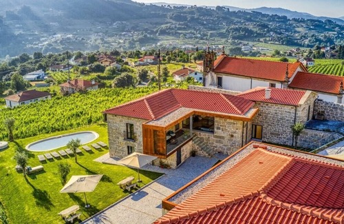 Pico House | Valley Springs Houses | 6 houses 30ppl 11 bedrooms