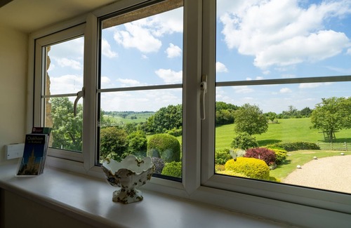 Manton Apartment | Valley View Apartment1 Bedroom Self Contained Apartment Close to Rutland Water