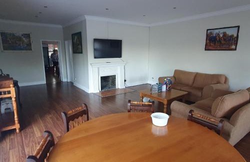 Port Elizabeth House | Valley View Guesthouse