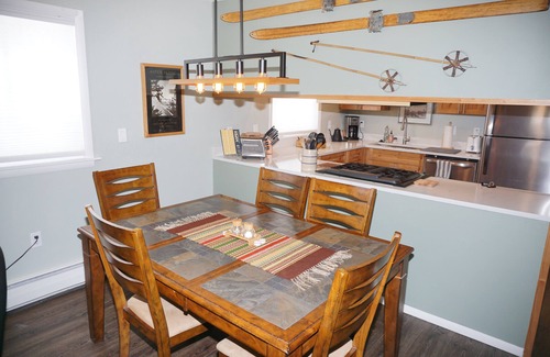 Aspen Condo | Value In The Aspen Core! - Comfort And Convenience 2 Bedroom Condo