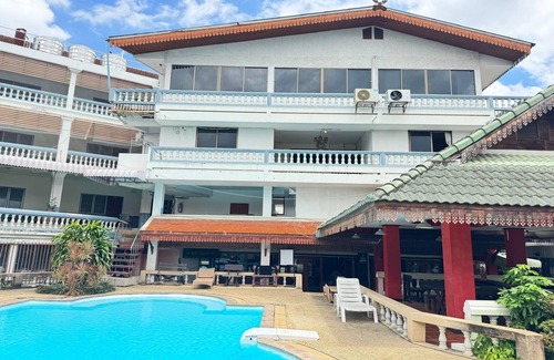 Old City House | Value Twin Stay | Cozy & Convenient Retreat