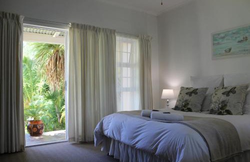 Oudtshoorn House | van Biljon Cottage No Loadshedding