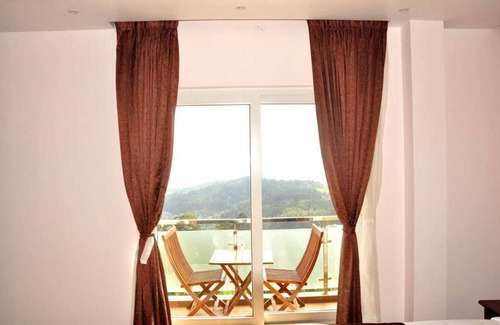 Ooty Hotel | VANAM HOLIDAYS