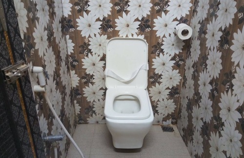 Hardoi House | Vandana Guest House
