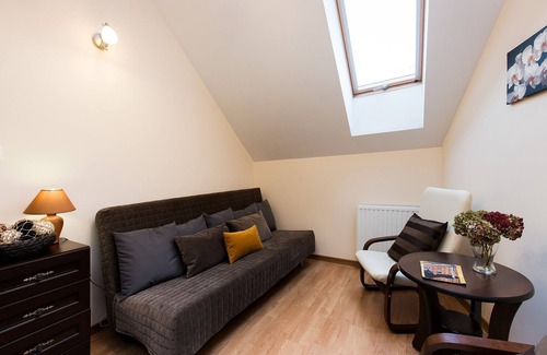 Wesoła Zachod Apartment | Vanilla 1, 2brd 2bth apartment 5min from Main Square