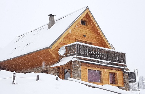 Les Claux Ski Chalet | VARS LES CLAUX - LOWER CHALET 45m² ON THE SLOPES