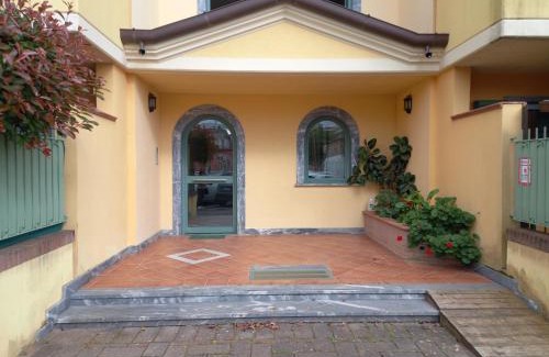 Carrara Apartment | Vecchio Portale