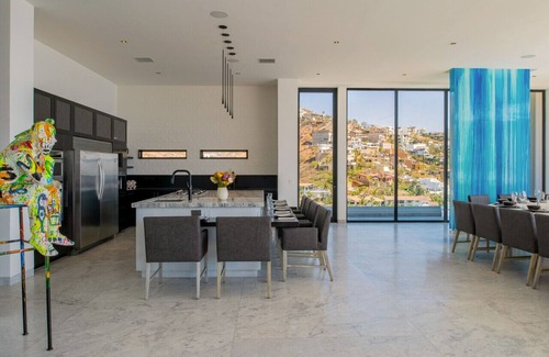 Pedregal Villa | Vegas Dave II Villa Ultra Luxury with Staff