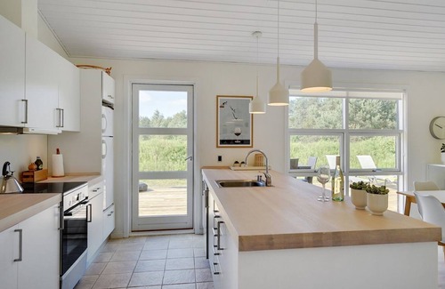 Hals House | "Veiko" - 1.2km from the sea by Interhome